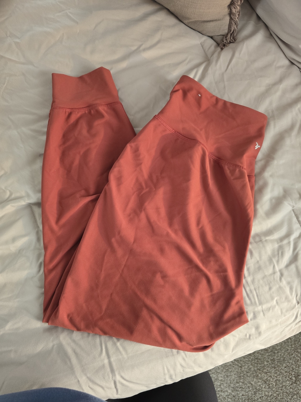 Old Navy High-Waist Leggings in Burnt Orange